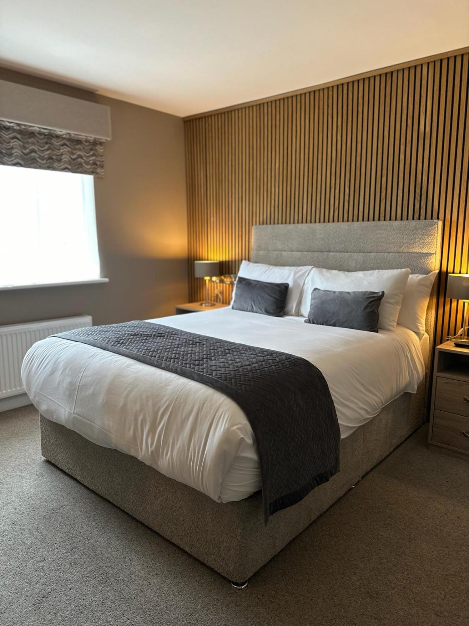 Castle Varagh Hotel & Bar Castlepollard المظهر الخارجي الصورة